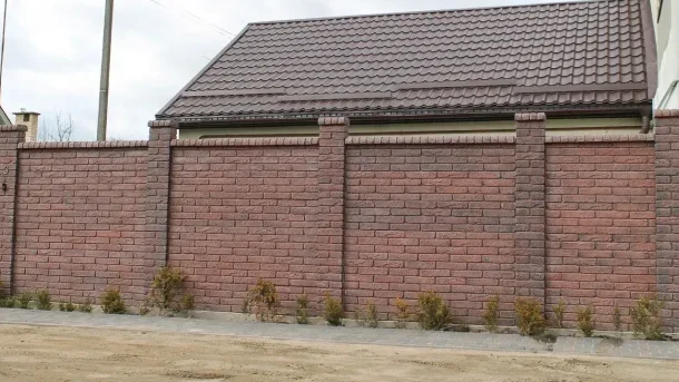 Бетонный забор Темный Кирпич 4