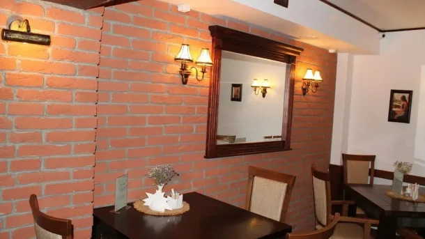 Декоративный кирпич Оранжевый 3